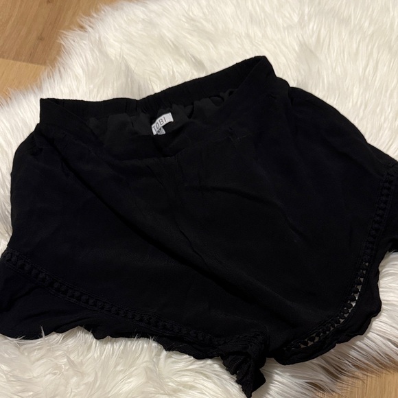 Tobi Black High Waist Shorts - Picture 1 of 6